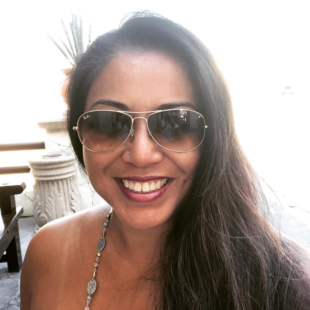 Meet your Posher, Joi